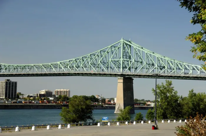 Framed Print : Canada, Quebec, Montreal, Ile-Sainte-Helene, bridge. IMAGE RESTRICTED: Not available Framed Print : Canada, Quebec, Montreal, Ile-Sainte-Helene, bridge. IMAGE RESTRICTED: Not available