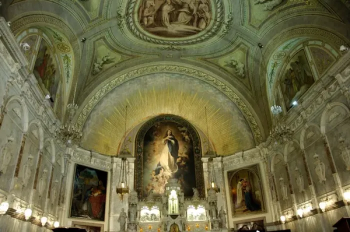 Framed Print : Canada, Quebec, Montreal. Notre Dame-de-Bonsecours Chapel & Marguerite-Bourgeoys Museum