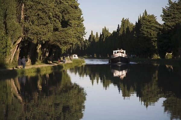 Canal du Midi at Bezier, Herault, Aude, Languedoc, France