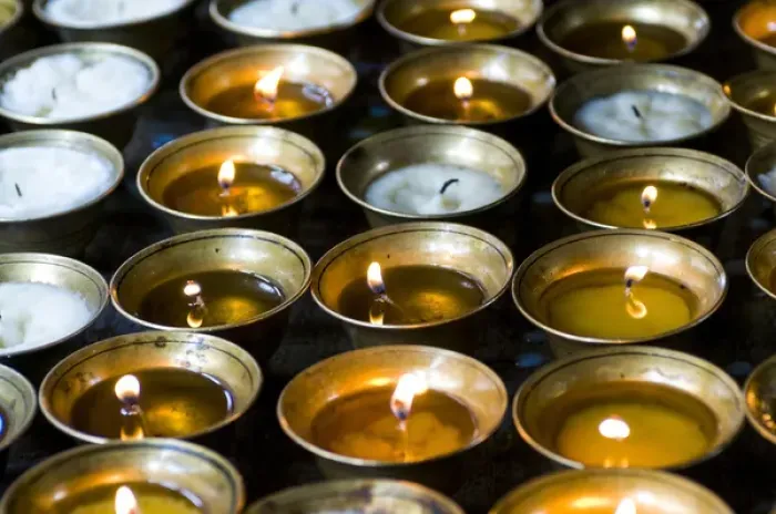 Framed Print : Candles burning in the Chimi Lhakhang moastery, Bhutan Framed Print : Candles burning in the Chimi Lhakhang moastery, Bhutan