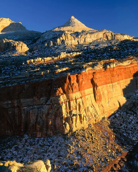 CAPITOL REEF NATIONAL PARK, UTAH. USA. Ferns Nipple above cliffs. View from above Grand Wash