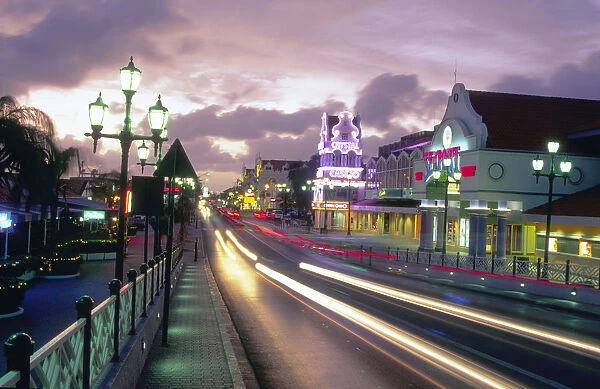 01. Caribbean, Aruba, Oranjestad. Night scene