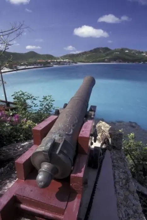 Framed Print : CARIBBEAN, St. Barts, Connon aiming into Bay of St. Jean Framed Print : CARIBBEAN, St. Barts, Connon aiming into Bay of St. Jean