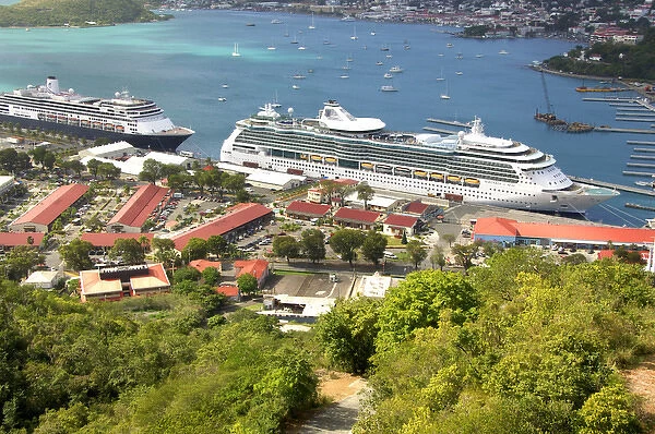 Caribbean, U. S. Virgin Islands, St. Thomas, Charlotte Amalie, Paradise Point. St. Thomas Skyride