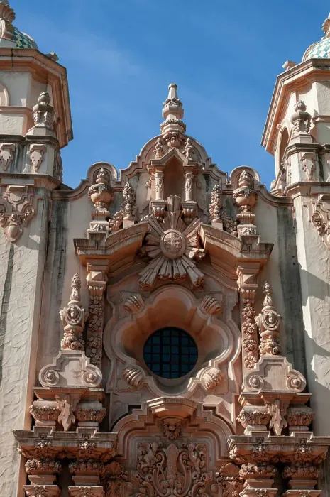 Framed Print : A detail of Casa del Prado in Balboa Park. Balboa Park, San Diego, California, USA Framed Print : A detail of Casa del Prado in Balboa Park. Balboa Park, San Diego, California, USA