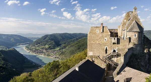 The castle ruin Aggstein high above the Danube in the Wachau. The Wachau is a famous vineyard