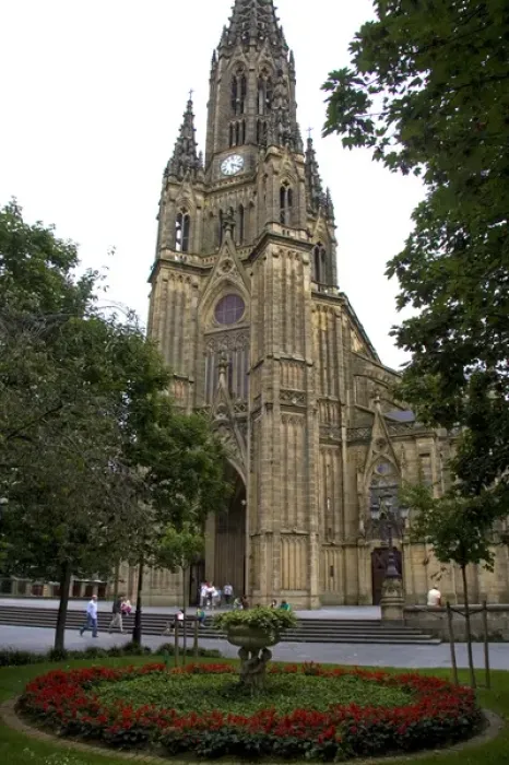 Framed Print : Cathedral of The Good Shepherd in the city of Donostia-San Sebastian, Guipuzcoa, Basque Country Framed Print : Cathedral of The Good Shepherd in the city of Donostia-San Sebastian, Guipuzcoa, Basque Country