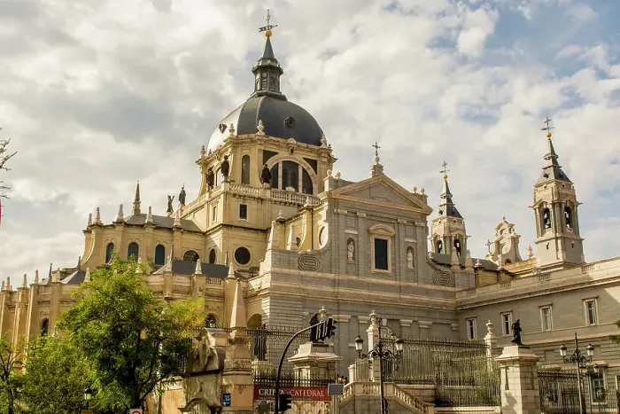 Framed Print : Cathedral of Saint Mary the Royal of the Almudena (Almudena Cathedral), Madrid, Spain