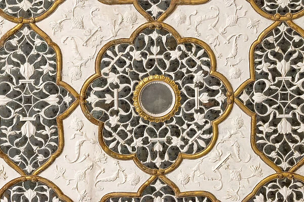 Ceiling detail. Diwan-i-Khas, Glass Palace. Hall of private Audience. Amber Fort