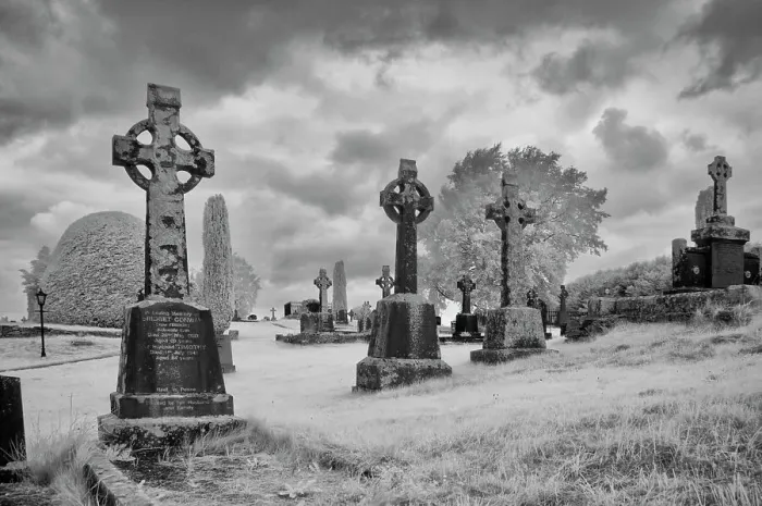 Framed Print : Celtic crosses, common in Ireland. County Mayo, Ireland Framed Print : Celtic crosses, common in Ireland. County Mayo, Ireland