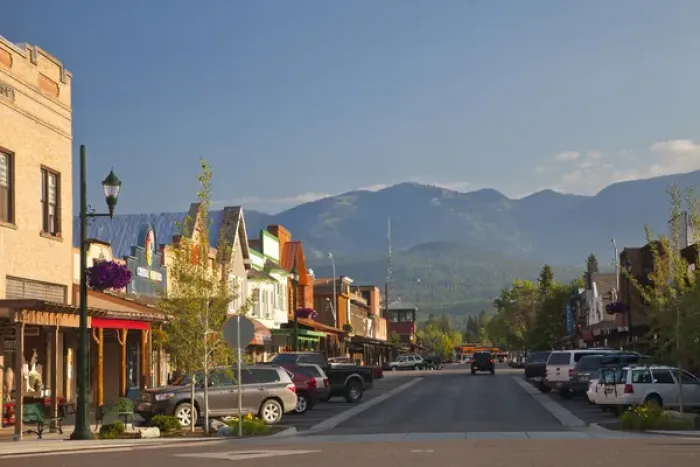 Framed Print : Central Avenue in downtown Whitefish, Montana, USA Framed Print : Central Avenue in downtown Whitefish, Montana, USA