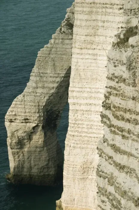 Framed Print : Chalk Cliffs and Porte d Aval arch, Etretat, Normandy, FRANCE Framed Print : Chalk Cliffs and Porte d Aval arch, Etretat, Normandy, FRANCE
