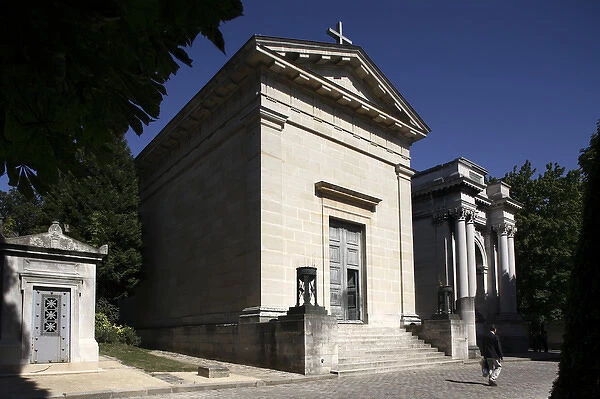The chapel of Cimtiere du Pere Lachaise. Paris. France