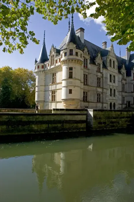Framed Print : Chateau of Azay-le-Rideau, Indre-et-Loire, Loire Valley, France Framed Print : Chateau of Azay-le-Rideau, Indre-et-Loire, Loire Valley, France