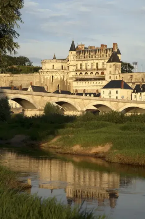 Framed Print : Chateau d Amboise with Rvier Loire in froeground. Amboise. Loire Valley. France