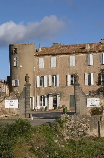 Chateau Villerambert-Julien near Caunes-Minervois. Minervois. Languedoc. The gate