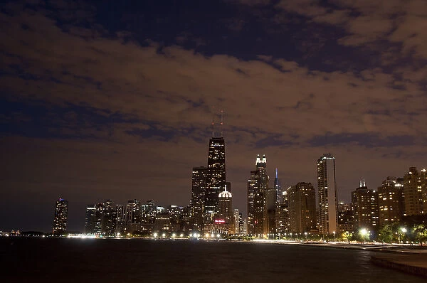 Chicago skyline at night from North Avenue Beach