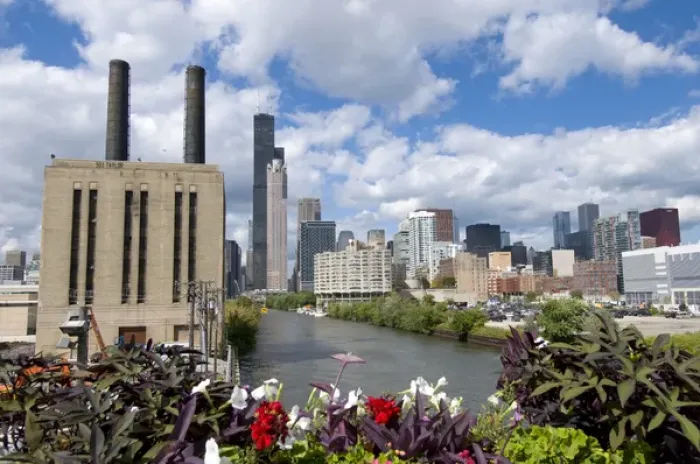 Framed Print : Chicago skyline and river looking north Framed Print : Chicago skyline and river looking north