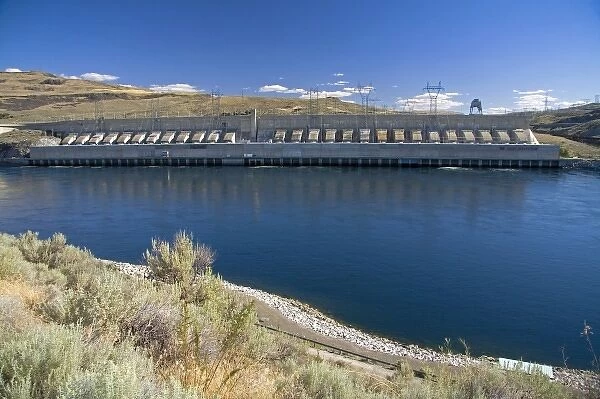Chief Joseph Dam is a hydroelectric dam spanning the Columiba River in Washington