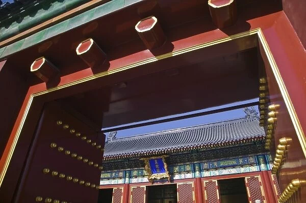China, Beijing, Chongwen District. Temple of Heaven Park-Gate Detail