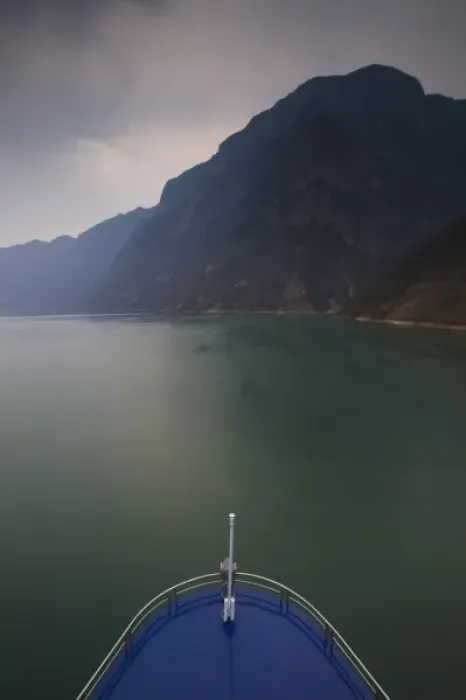Framed Print : CHINA, Hubei Province. Yangzi River of Wu Gorge from moving Yangzi River Cruise Ship / Dusk Framed Print : CHINA, Hubei Province. Yangzi River of Wu Gorge from moving Yangzi River Cruise Ship / Dusk