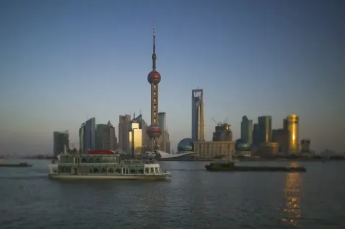 Framed Print : CHINA, Shanghai. Pudong District-Buildings of Pudong from the Huangpu River / Defocussed / Dusk Framed Print : CHINA, Shanghai. Pudong District-Buildings of Pudong from the Huangpu River / Defocussed / Dusk