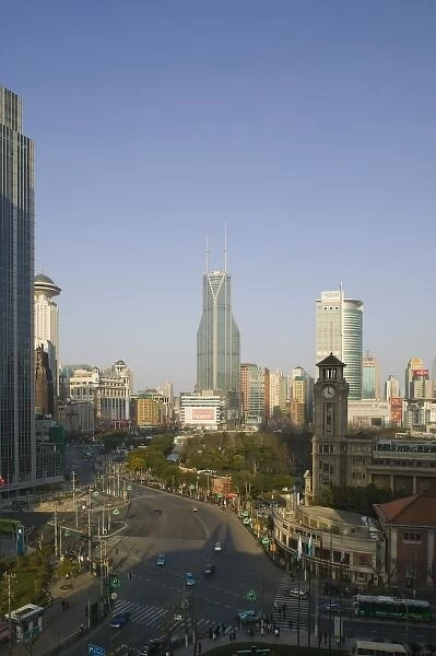 CHINA, Shanghai. Traffic on West Nanjing Road by Renmin Park  /  Late Afternoon