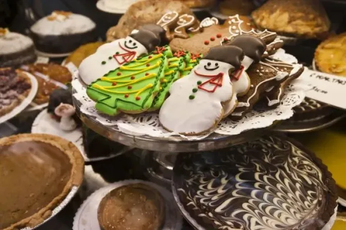 Framed Print : Christmas cookies on display in a New York city bakery Framed Print : Christmas cookies on display in a New York city bakery