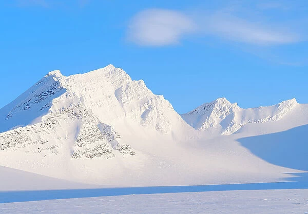 Christophersenfjellet in the north of glacier Vestre Gronfjorden. Landscape in Van Mijenfjorden National Park, (former Nordenskiold National Park), Island of Spitsbergen. Arctic region, Scandinavia, Norway, Svalbard