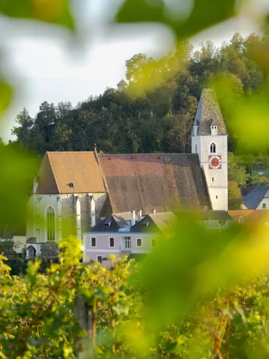 Framed Print : Church Heiliger Mauritius (Saint Maurice). Historic village Spitz located in wine-growing Framed Print : Church Heiliger Mauritius (Saint Maurice). Historic village Spitz located in wine-growing