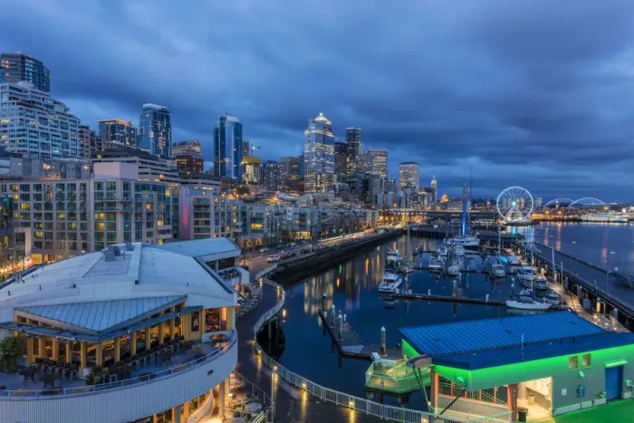 Framed Print : City skyline at dusk from Bell Street Pier in Seattle, Washington, USA Framed Print : City skyline at dusk from Bell Street Pier in Seattle, Washington, USA
