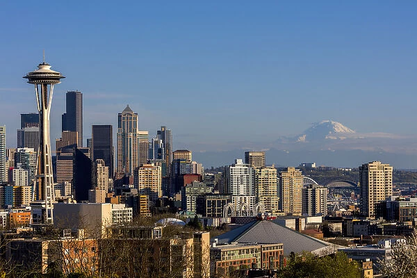 City skyline from Kerry Park in downtown Seattle, Washington, USA