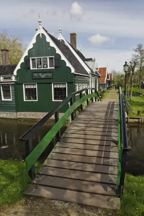 Framed Print : Classic Dutch homes, Zaanse Schans, Holland, Netherlands