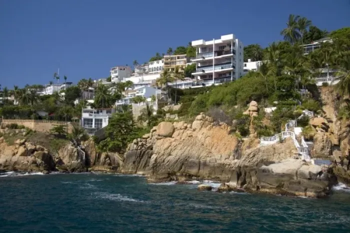 Framed Print : Cliffside housing along the bay at Acapulco, Guerrero, Mexico
