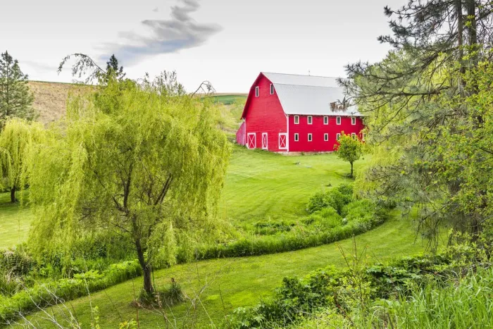 Framed Print : Colfax, Washington State, USA. A red barn on a farm in the Palouse hills Framed Print : Colfax, Washington State, USA. A red barn on a farm in the Palouse hills