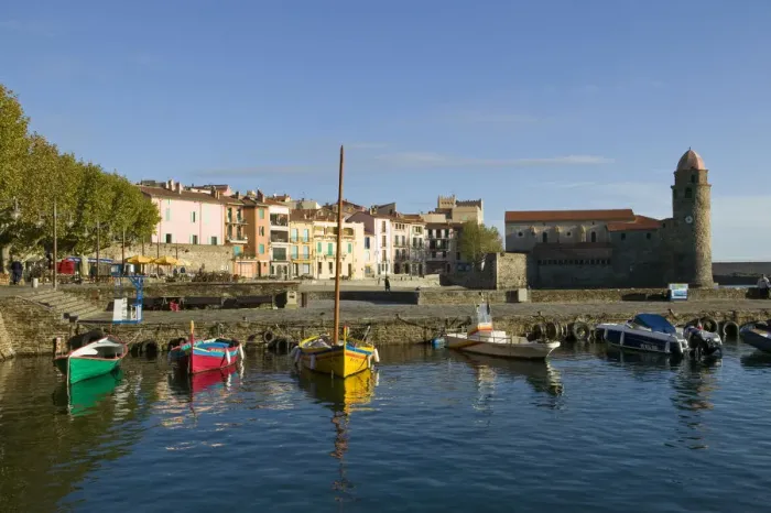 Framed Print : Collioure, Pyrenees-Orientales, Mediterranean, France Framed Print : Collioure, Pyrenees-Orientales, Mediterranean, France