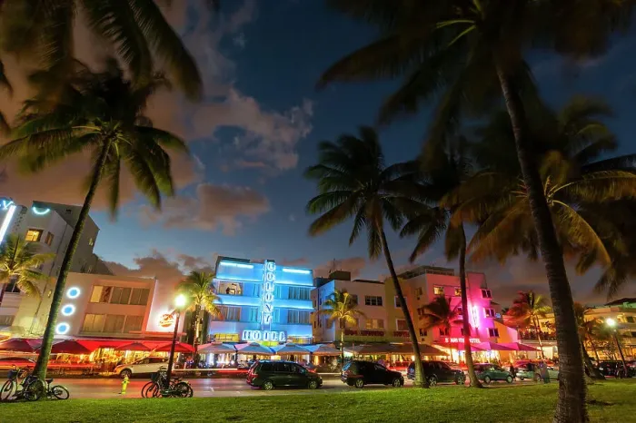 Framed Print : The Colony Hotel and Ocean Drive at dusk. South Beach, Miami Beach, Florida Framed Print : The Colony Hotel and Ocean Drive at dusk. South Beach, Miami Beach, Florida