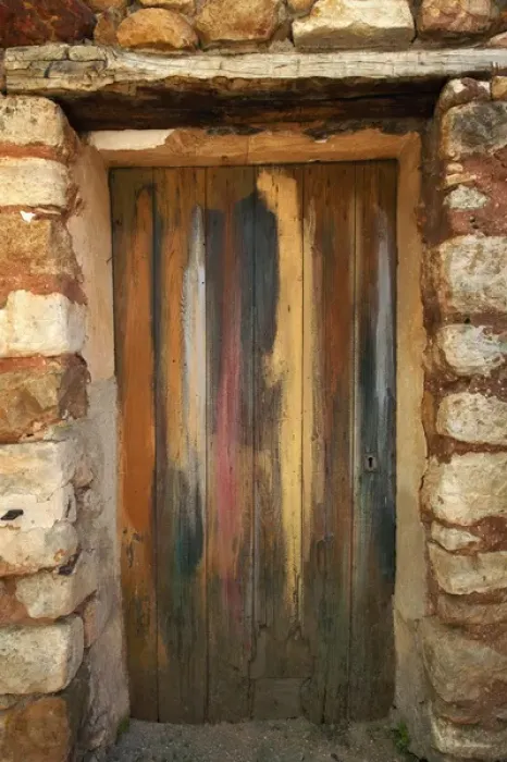 Framed Print : Color door, Roussillon, France Framed Print : Color door, Roussillon, France