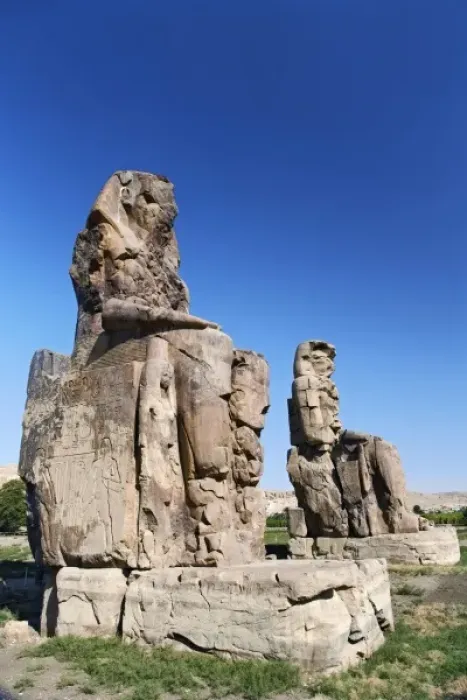 Framed Print : Colossi of Memnon, two statues of Pharaoh Amenhotep III on the West Bank, near modern day Luxor