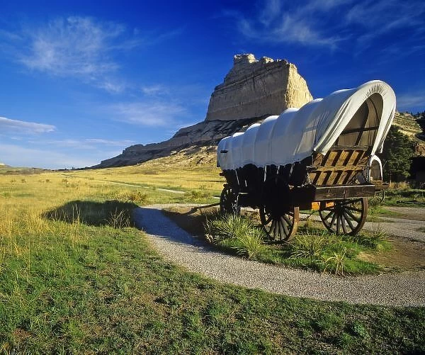 Conestoga wagon at Scottsbluff National Monument, Nebraska, USA