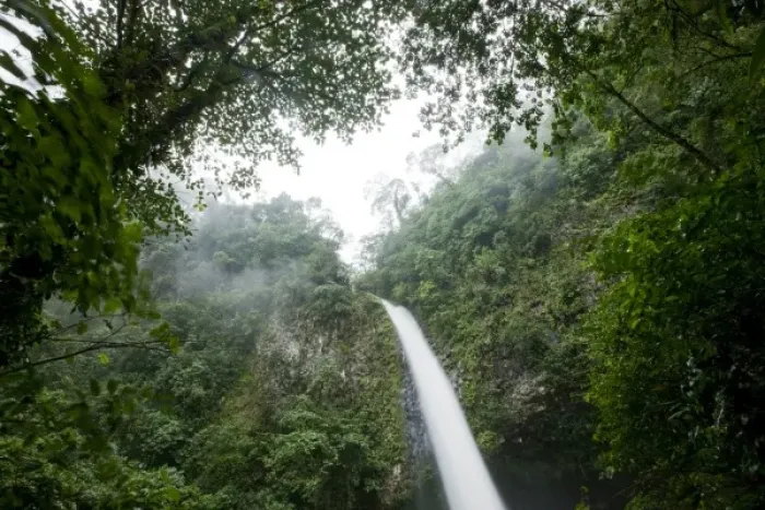 Framed Print : Costa Rica, La Fortuna, Waterfall in rainforest along Fortuna River