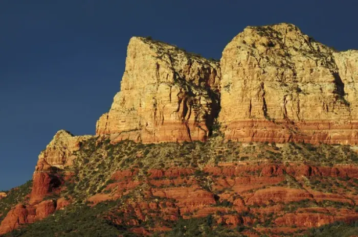 Framed Print : Court House Butte at Sunset: Sedona, Arizona, USA Framed Print : Court House Butte at Sunset: Sedona, Arizona, USA