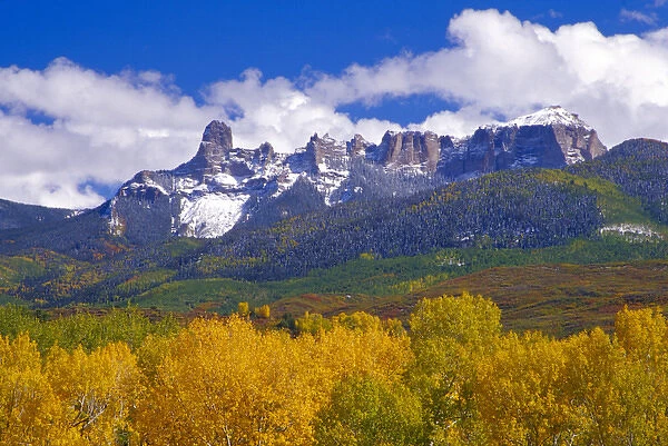 Courthouse Mountain & Chimney Rock in Owl Creek Pass in Colorado