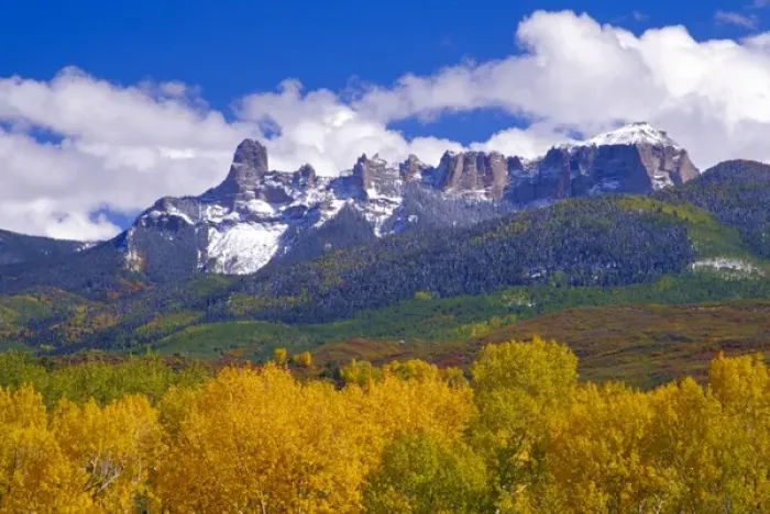 Framed Print : Courthouse Mountain & Chimney Rock in Owl Creek Pass in Colorado