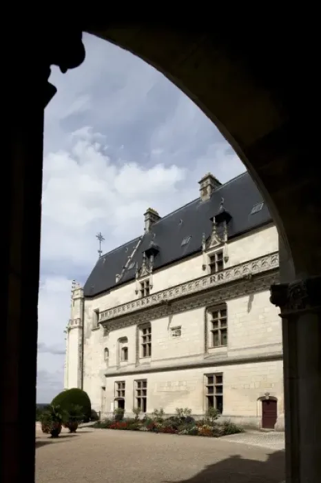 Framed Print : The courtyard of Chateau de Chaumont-Sur-Loire. Chaumont-Sur-Loire. Loire Valley. France Framed Print : The courtyard of Chateau de Chaumont-Sur-Loire. Chaumont-Sur-Loire. Loire Valley. France