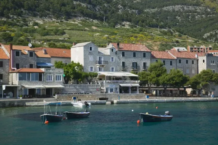 Framed Print : CROATIA, Central Dalmatia, BRAC ISLAND, BOL. BOL Town Harbor Framed Print : CROATIA, Central Dalmatia, BRAC ISLAND, BOL. BOL Town Harbor
