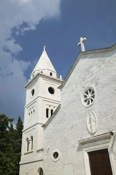 Croatia, Central Dalmatia, PRIMOSTEN. Island Church