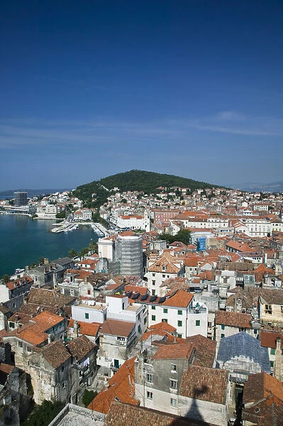 CROATIA-Central Dalmatia-SPLIT: Old town SPLIT- Overview from Cathedral of St