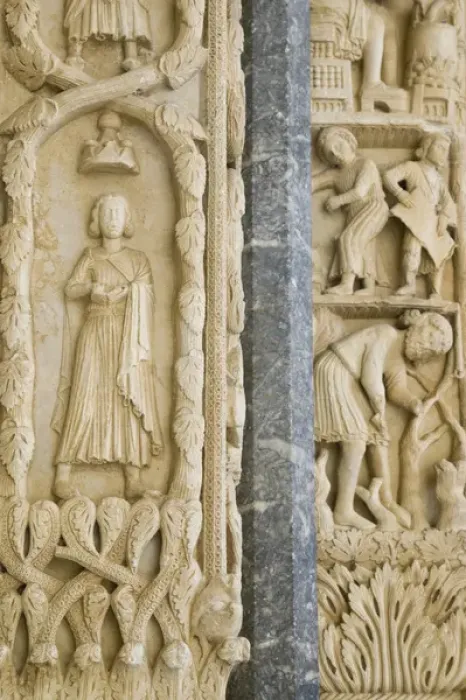 Framed Print : CROATIA, Central Dalmatia, TROGIR. Cathedral of St. Lovro (13-15th century) Detail