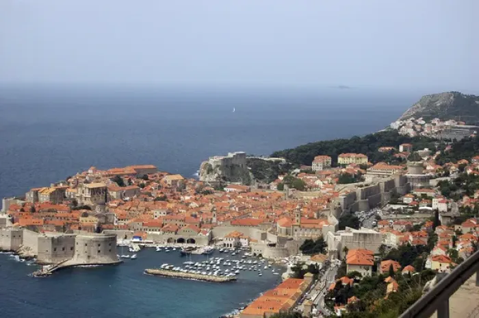 Framed Print : Croatia, Dubrovnik. Overview of old town Framed Print : Croatia, Dubrovnik. Overview of old town